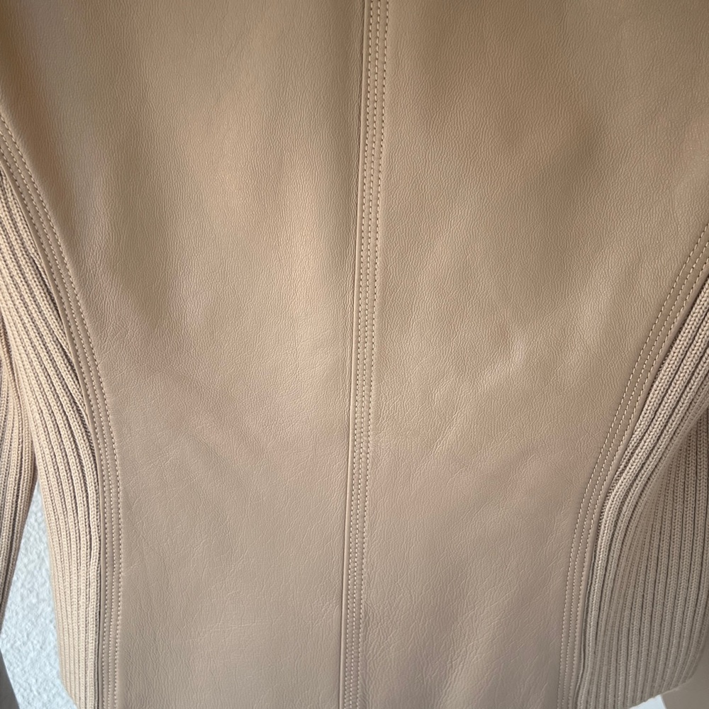 St. John Beige Leather Jacket - image 8